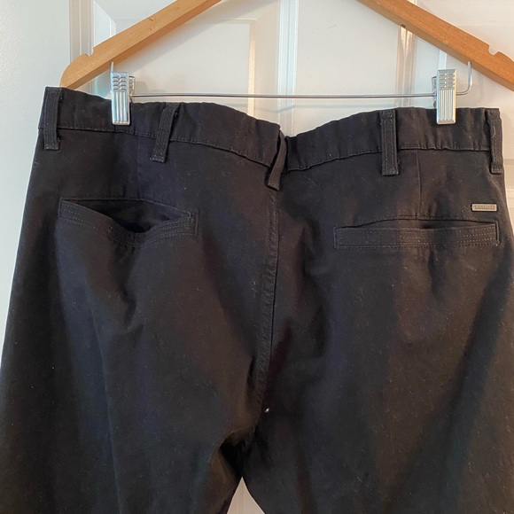 Levi Signature Pants - Picture 7 of 9